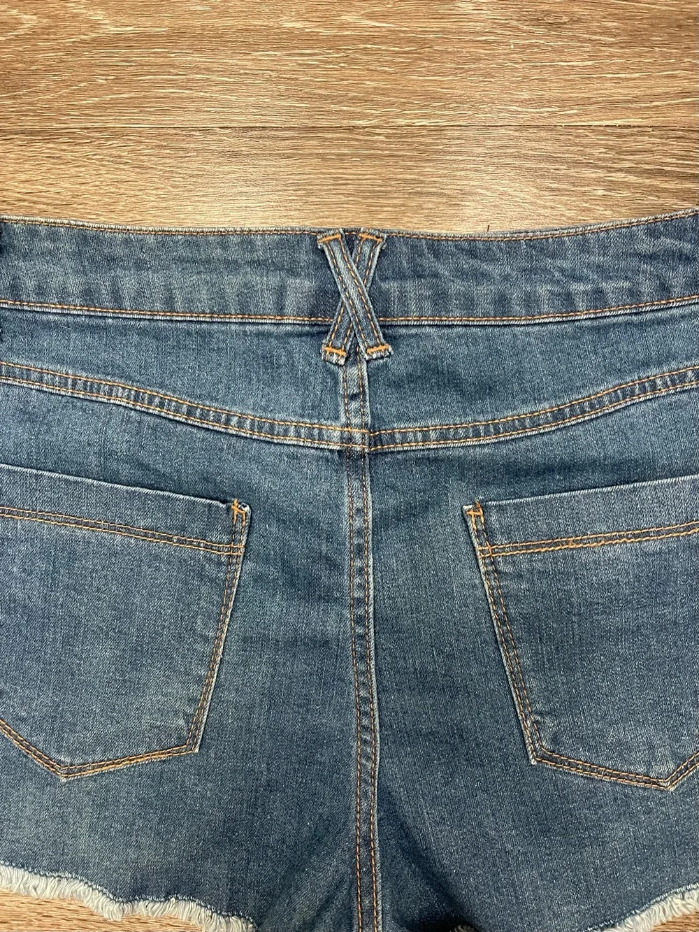 F21 Vintage Women's Denim Frayed Hem Shorts - Blue